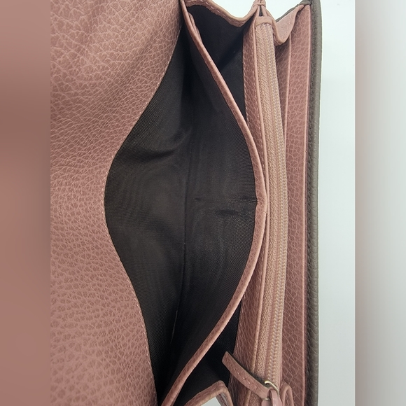 Authentic Preowned Gucci Bifold Wallet - Picture 11 of 14